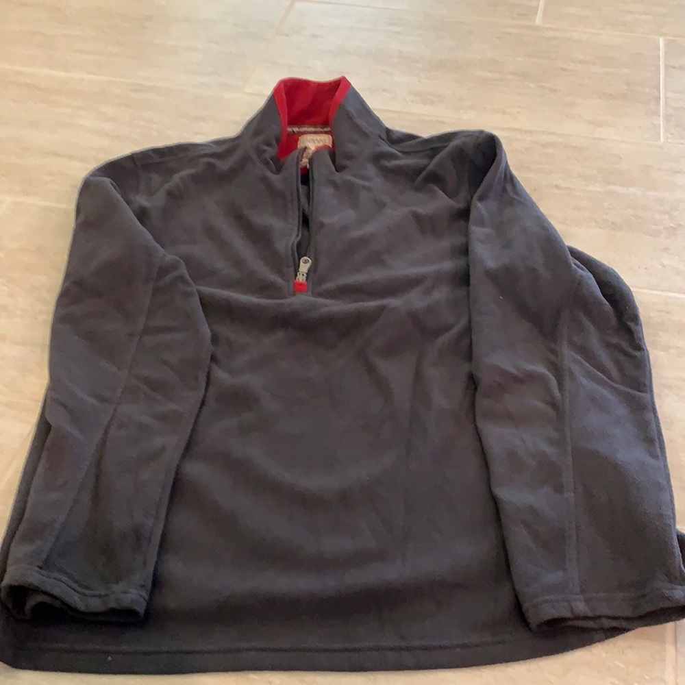 GH Bass polyester pullover